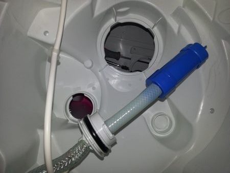 Pomp van een Thetford toilet vervangen cq gangbaar maken